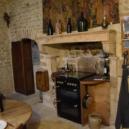 Insolite Le Logement Des Gardes De La Porte De Beaune Au Xviie Siecle Atypique *