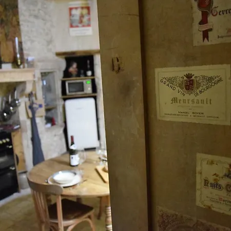 Apartman Insolite Le Logement Des Gardes De La Porte De Beaune Au Xviie Siecle Atypique