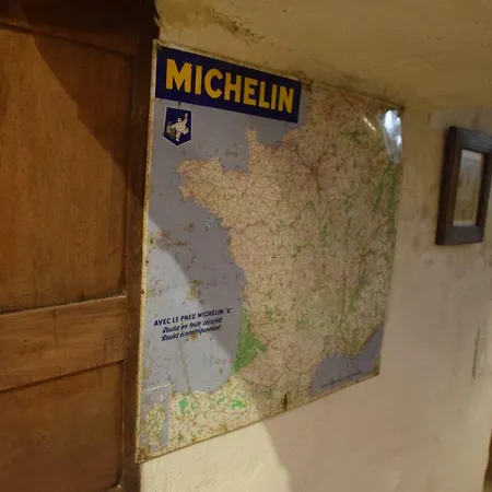 Apartman Insolite Le Logement Des Gardes De La Porte De Beaune Au Xviie Siecle Atypique Beaune