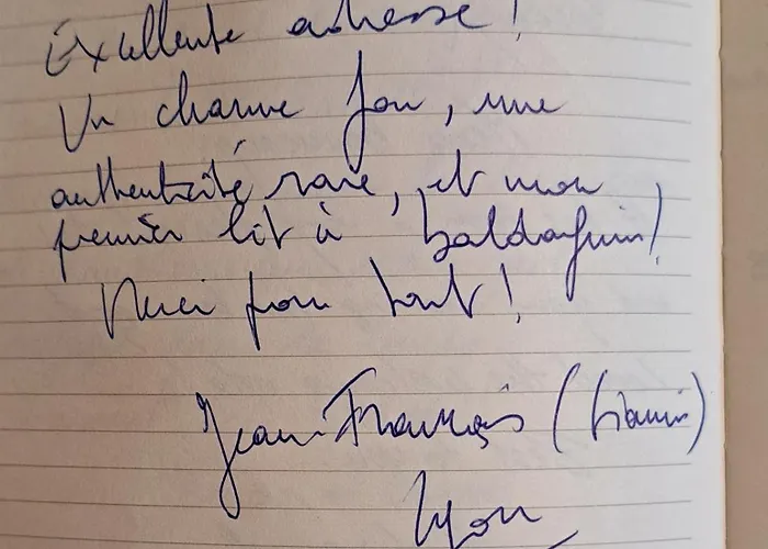 Insolite Le Logement Des Gardes De La Porte De Beaune Au Xviie Siecle Atypique Apartamento *
