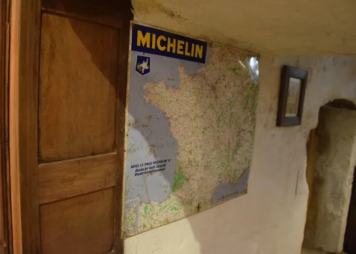 Apartamento Insolite Le Logement Des Gardes De La Porte De Beaune Au Xviie Siecle Atypique Beaune (Cote d'Or)